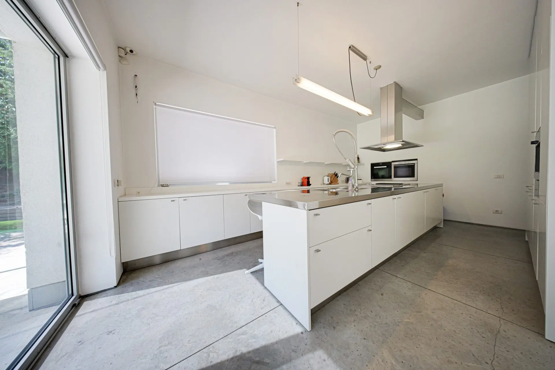 An exceptional property with a massive house in Boyana district, near Sequoia St. for sale