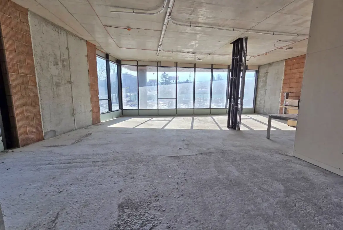 Office in a multifunctional building, class A for sale