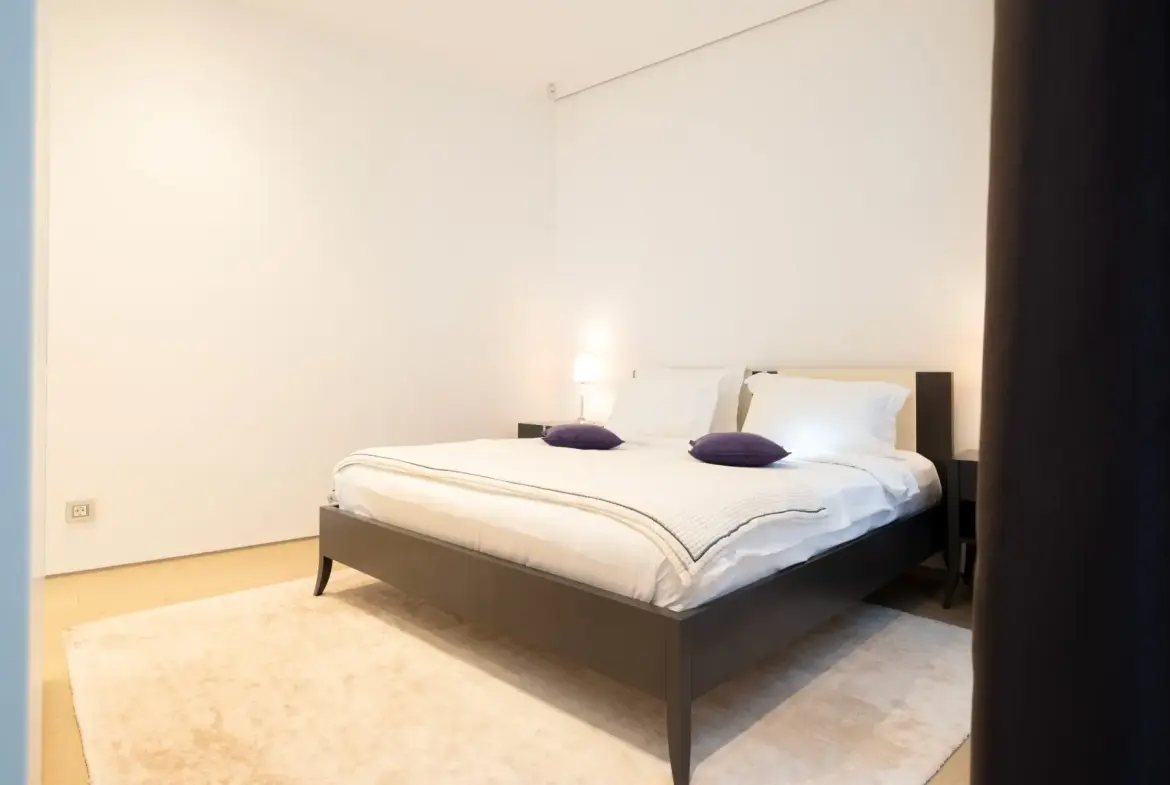 Seaside two-bedroom apartment
