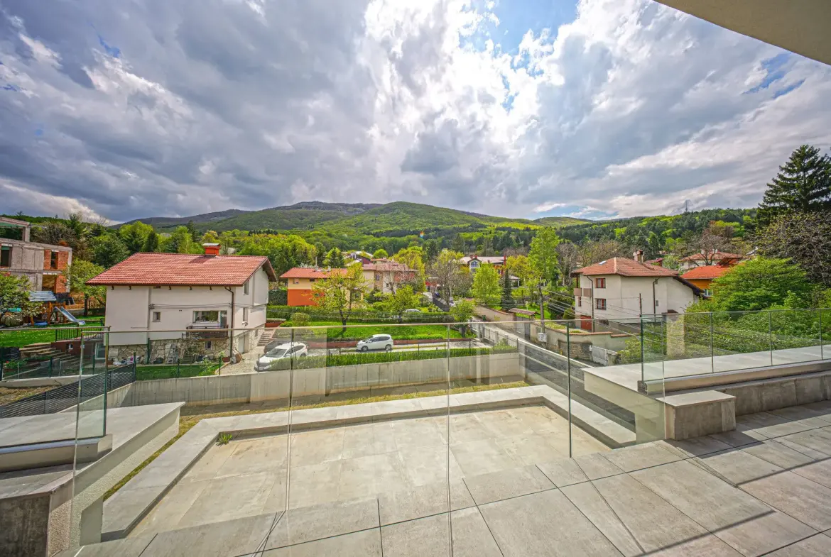 House with a large yard and a great location in Boyana district