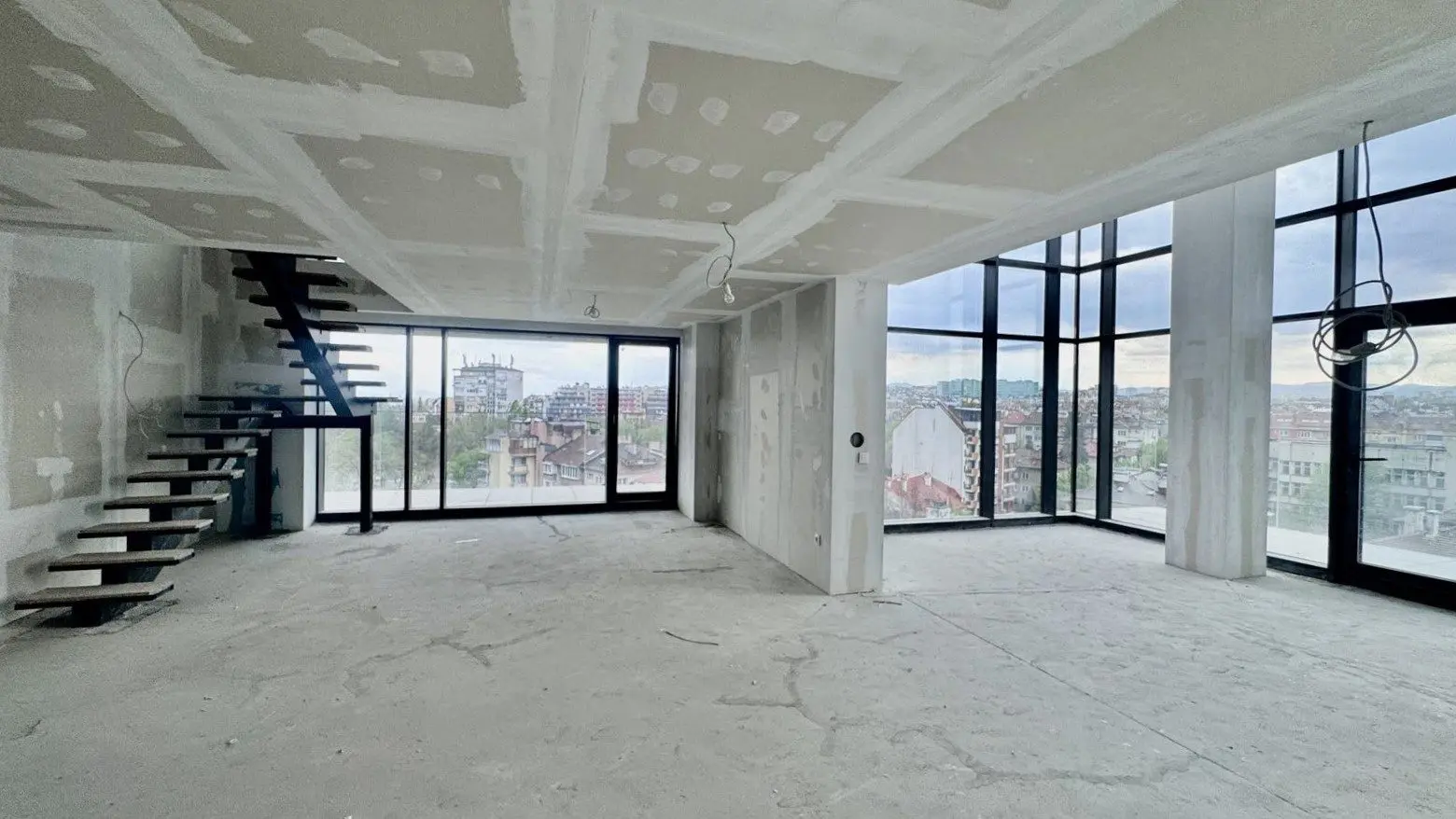 Remarkable maisonette in a preferred newly built complex for sale