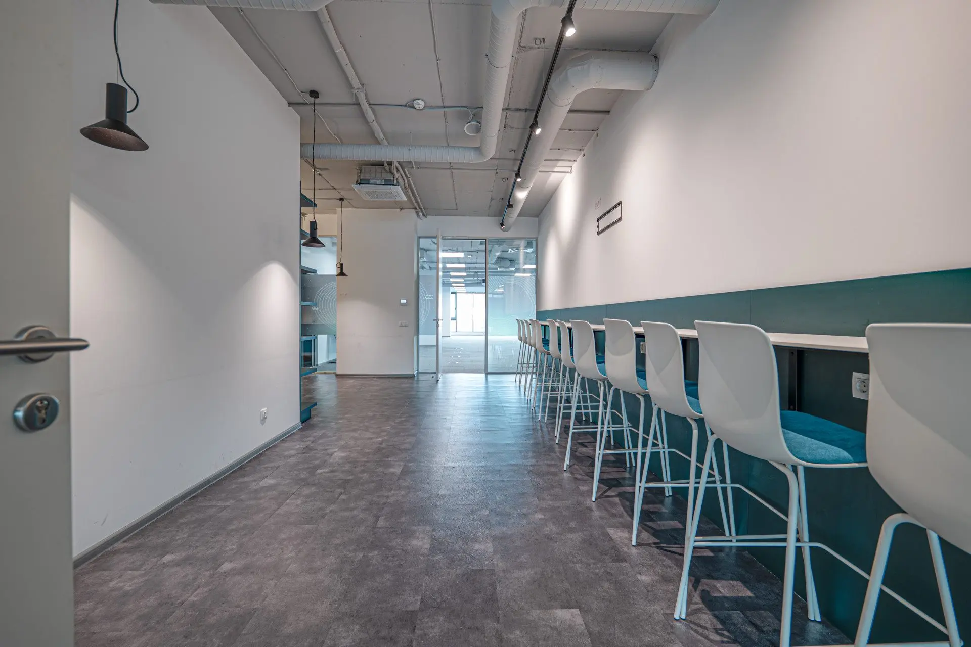 Representative office in a modern office building on Bulgaria Blvd. for sale