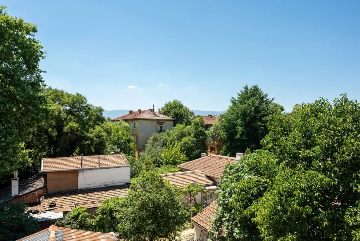 Exceptional standalone multifunctional building with outstanding investment potential in Sadiyski district, Plovdiv