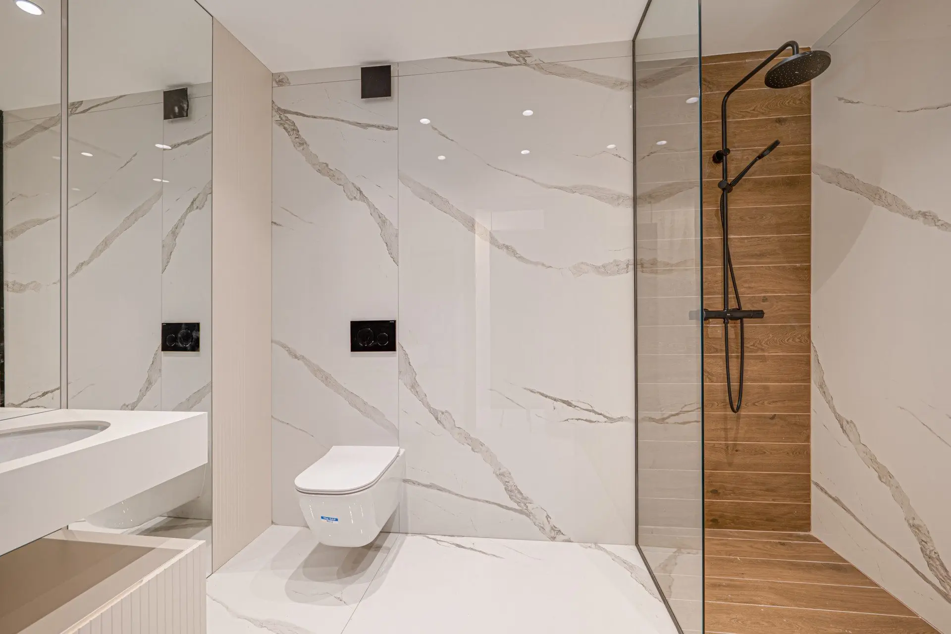 Two-bedroom apartment in a boutique building in Dragalevtsi near Britanica Park School