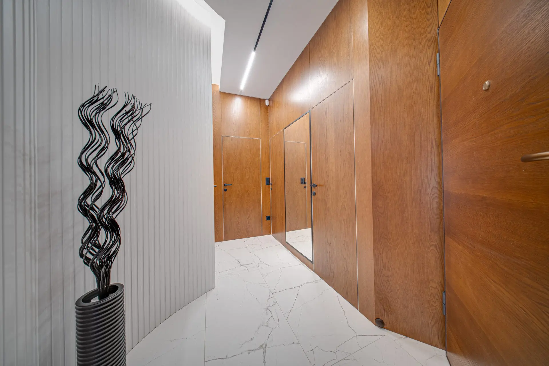 Stylish two-bedroom apartment in the emblematic building in Iztok district for sale