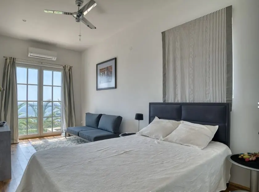 Two premium villas with sweeping Adriatic views near Herceg Novi