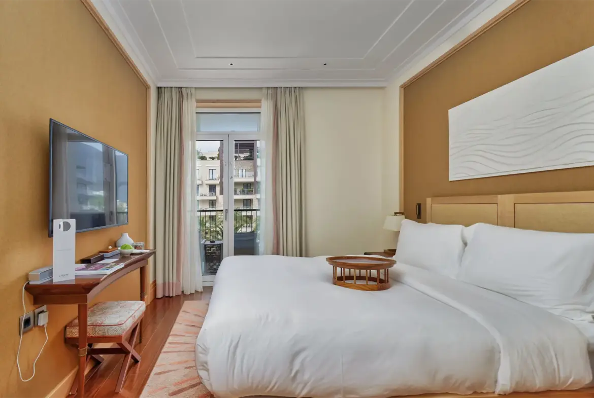 Three-bedroom apartment at Aqua residence available for sale
