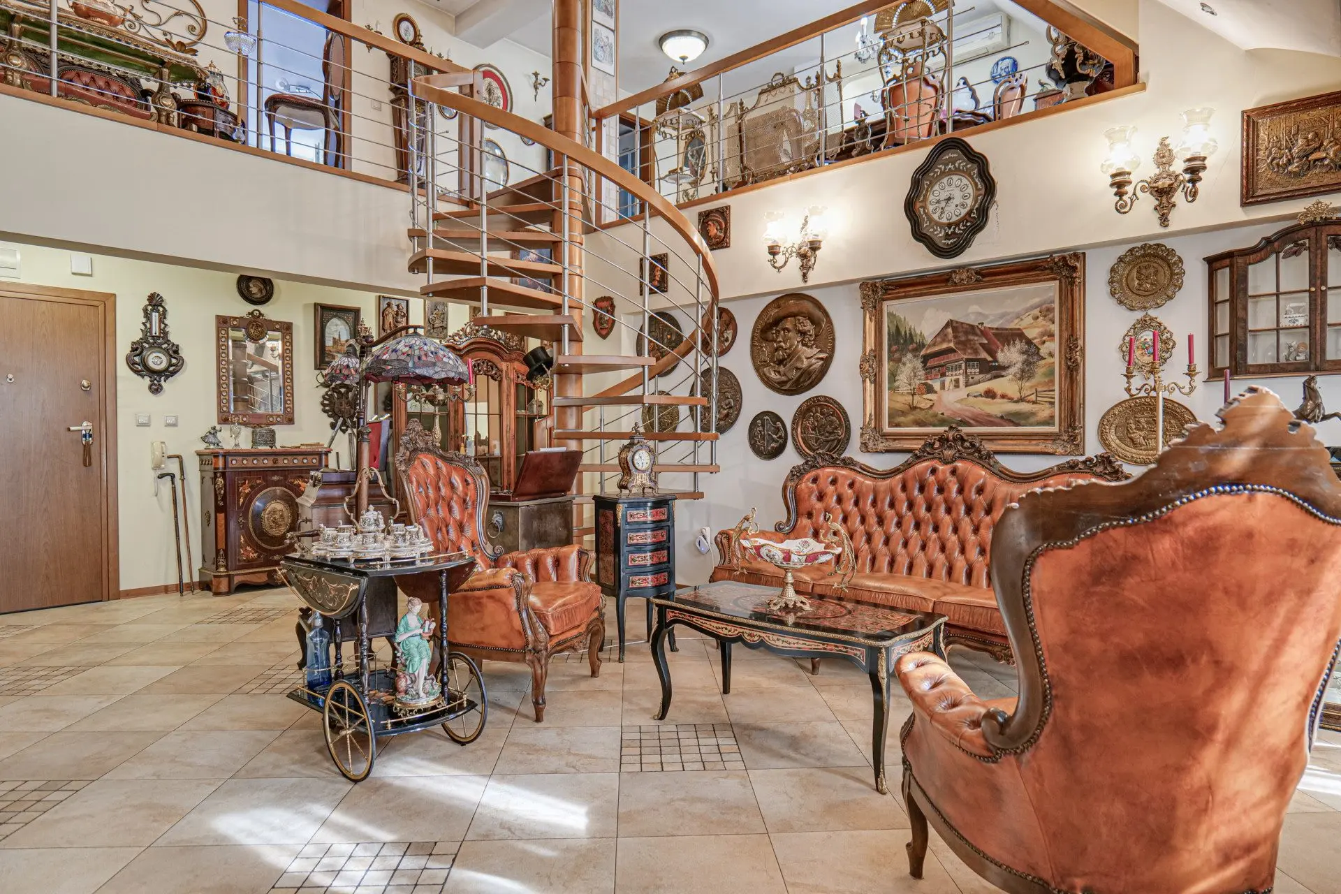 Aristocratic multi-room apartment with unique antiques in Mladost 1 for sale