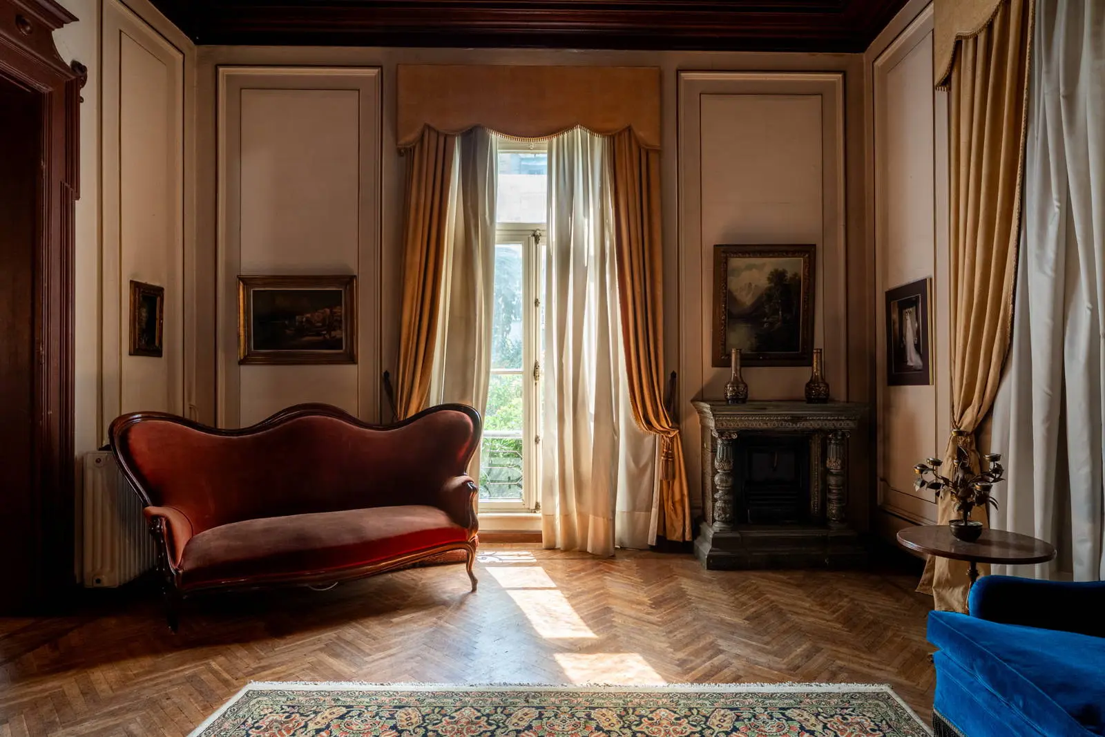 bh-0042313eb1e2 Historical 1890 mansion in Thessaloniki