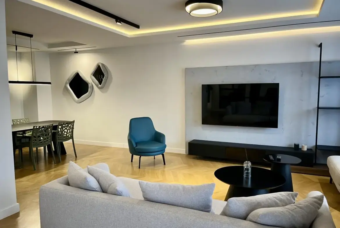 Exclusive two-bedroom apartment with a luxurious living room