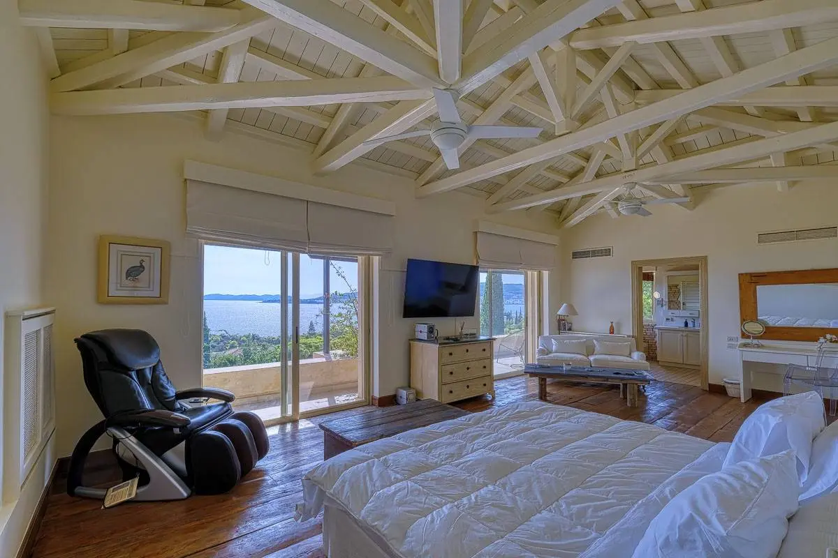 Sea-view mediterranean estate in Porto Heli