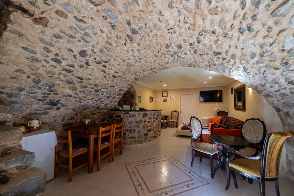 Traditional Stone Retreat in Kardamyli, Mani