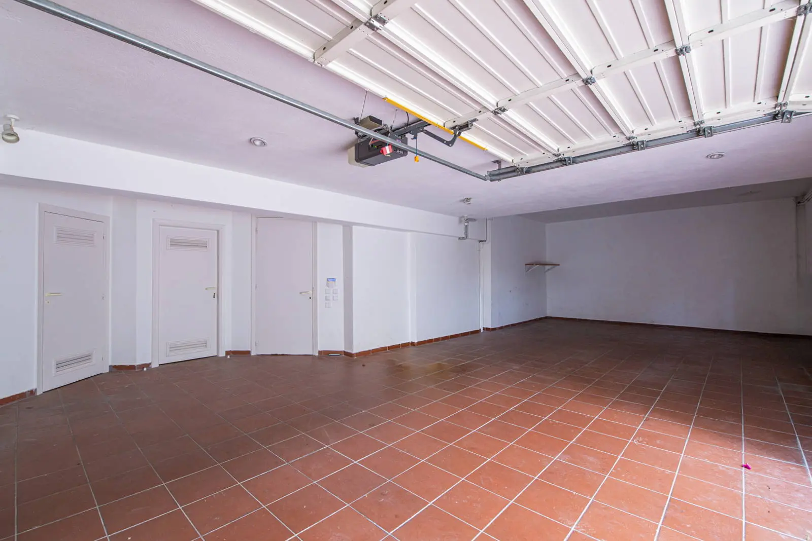 bh-04cc87448eb5 Detached house of 645 sq.m. with unobstructed views