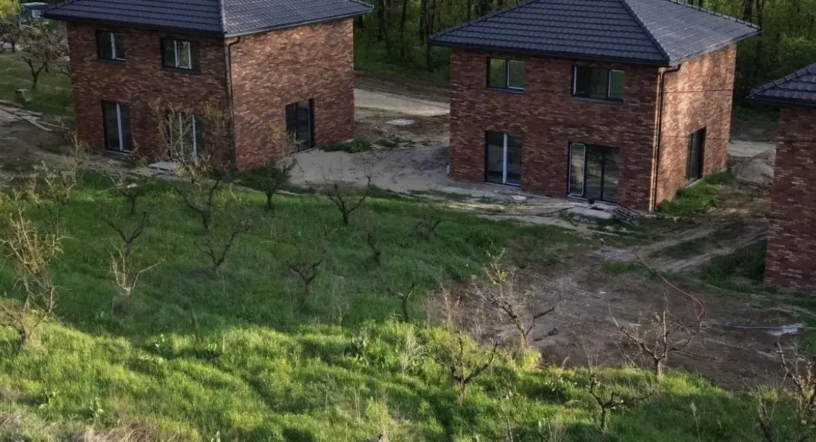 A house in the Magnolia residential community, just 30 minutes from the center of Belgrade