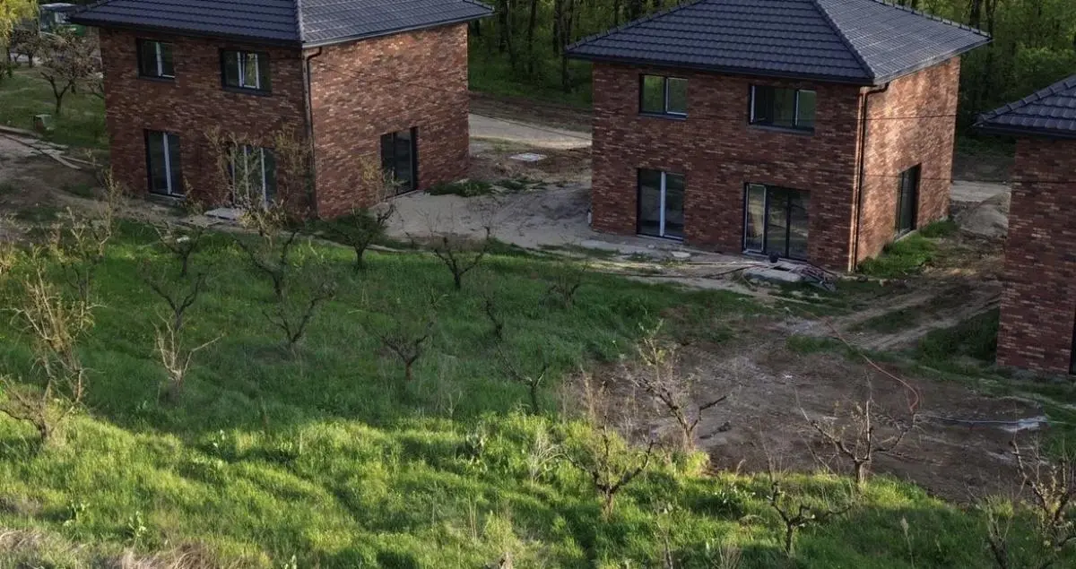 A house in the Magnolia residential community, just 30 minutes from the center of Belgrade