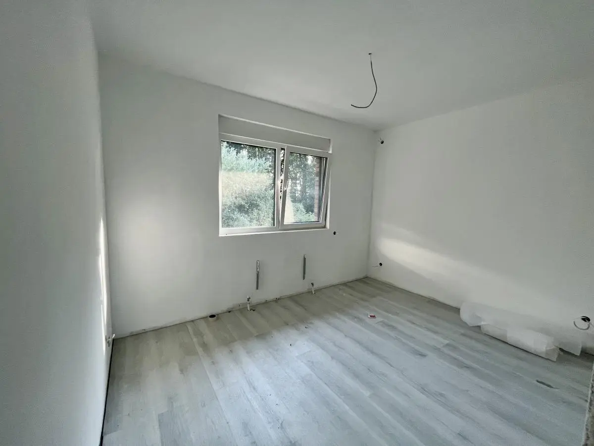 A house in the Magnolia residential community, just 30 minutes from the center of Belgrade
