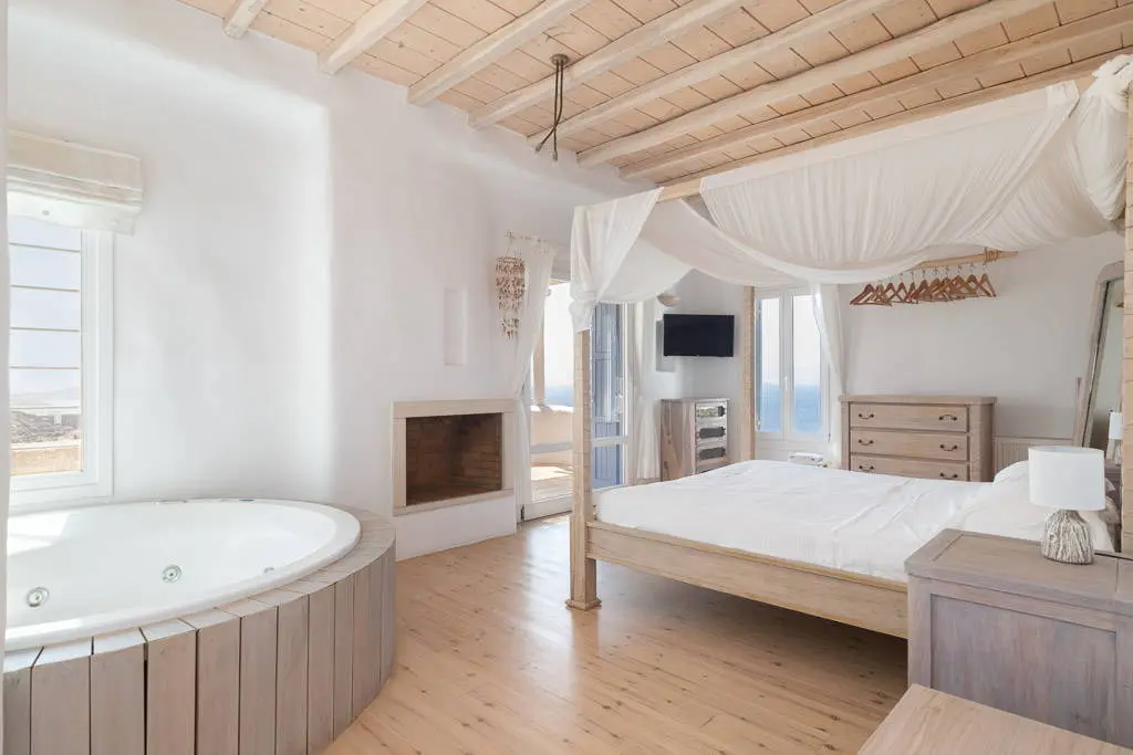 Prestigious Mykonos villa with guest house, two pools & panoramic views