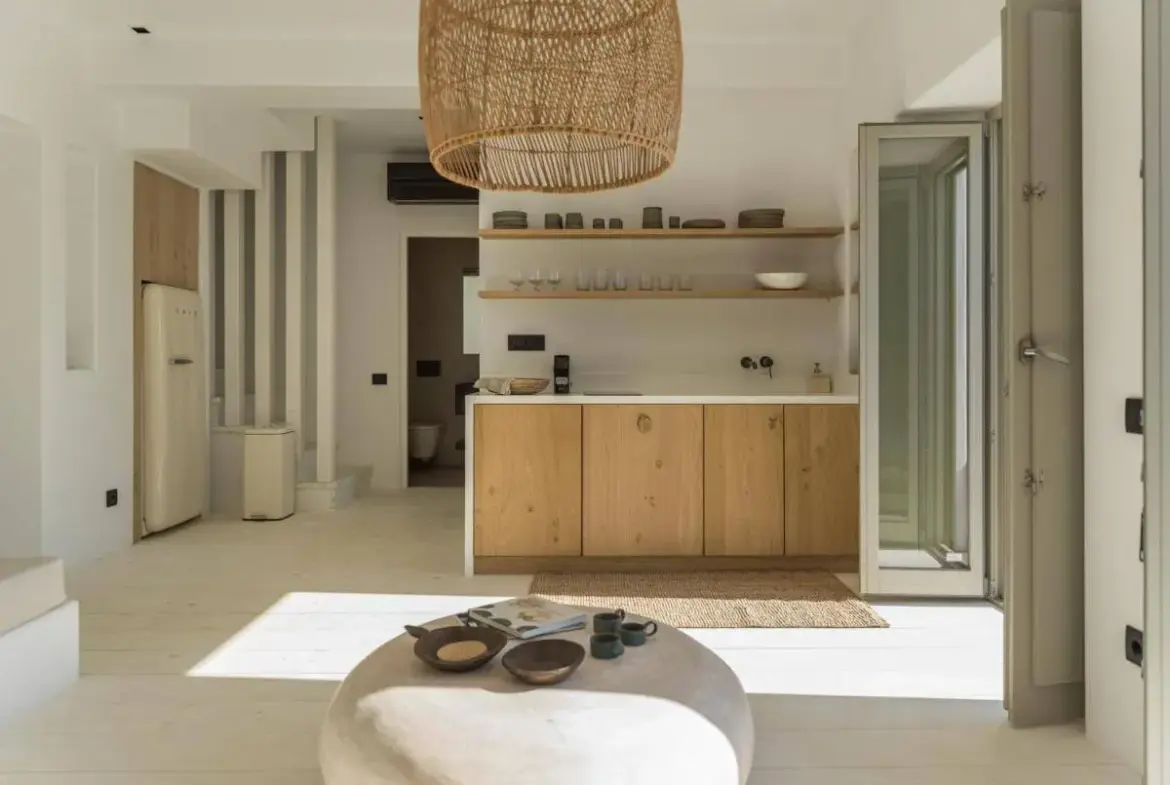 Private Collection of Three Luxury Villas Near Antiparos Town