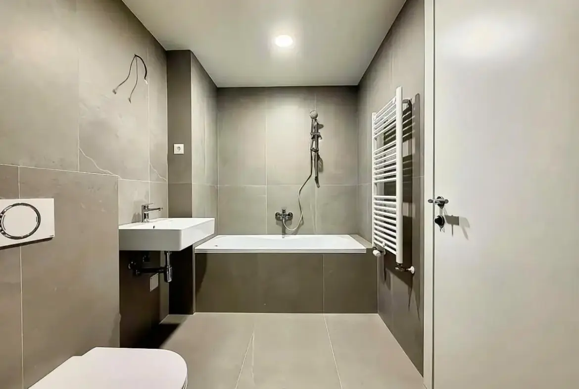 Three-Bedroom Apartment with Panoramic Views in the New Silva Vidikovac Complex