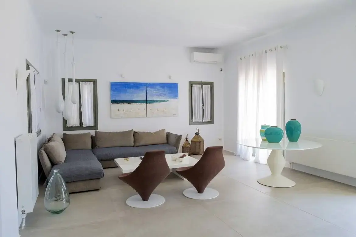 Luxurious villa overlooking the Aegean Sea, Mykonos