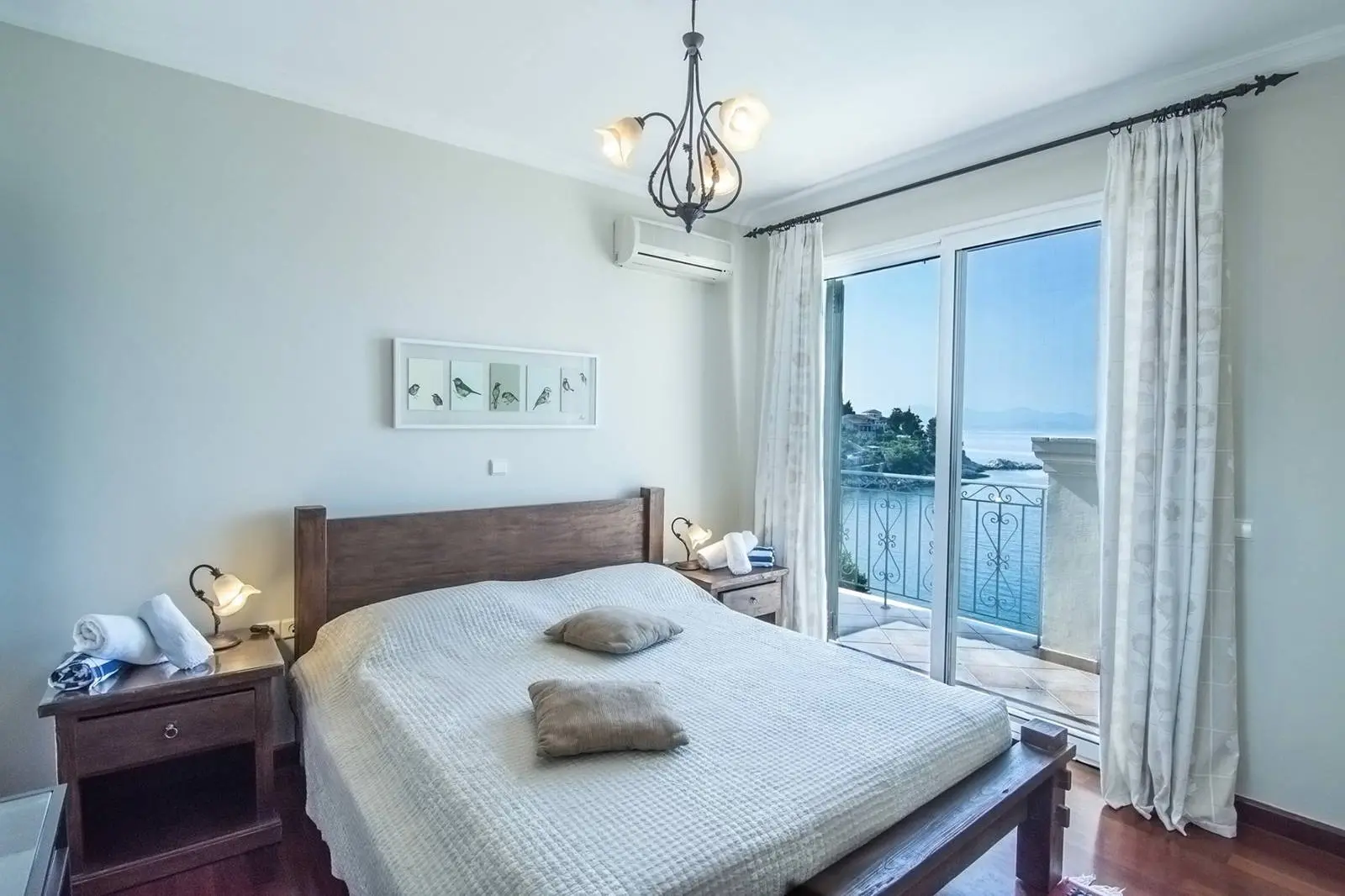 Luxury 3-villa estate with sea views & pool in Kassiopi, North Corfu