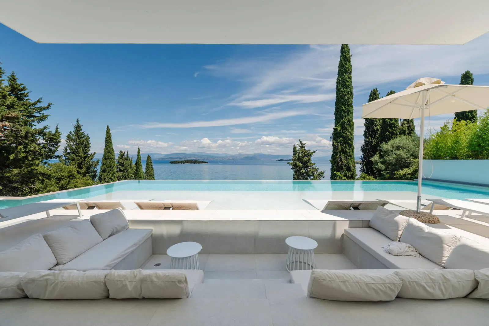 Luxury smart home with panoramic sea views in Kontokali, Corfu
