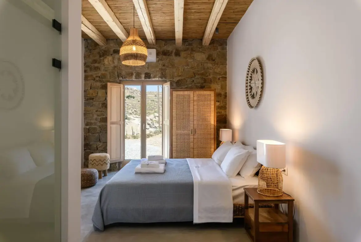Luxury villa with infinity pool and panoramic views in Mykonos