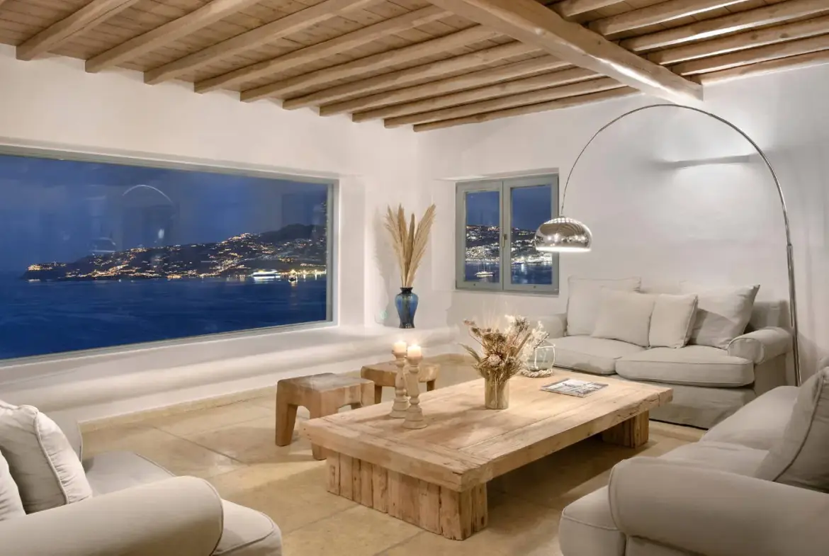 Luxury Estate with Panoramic Views of Mykonos Town