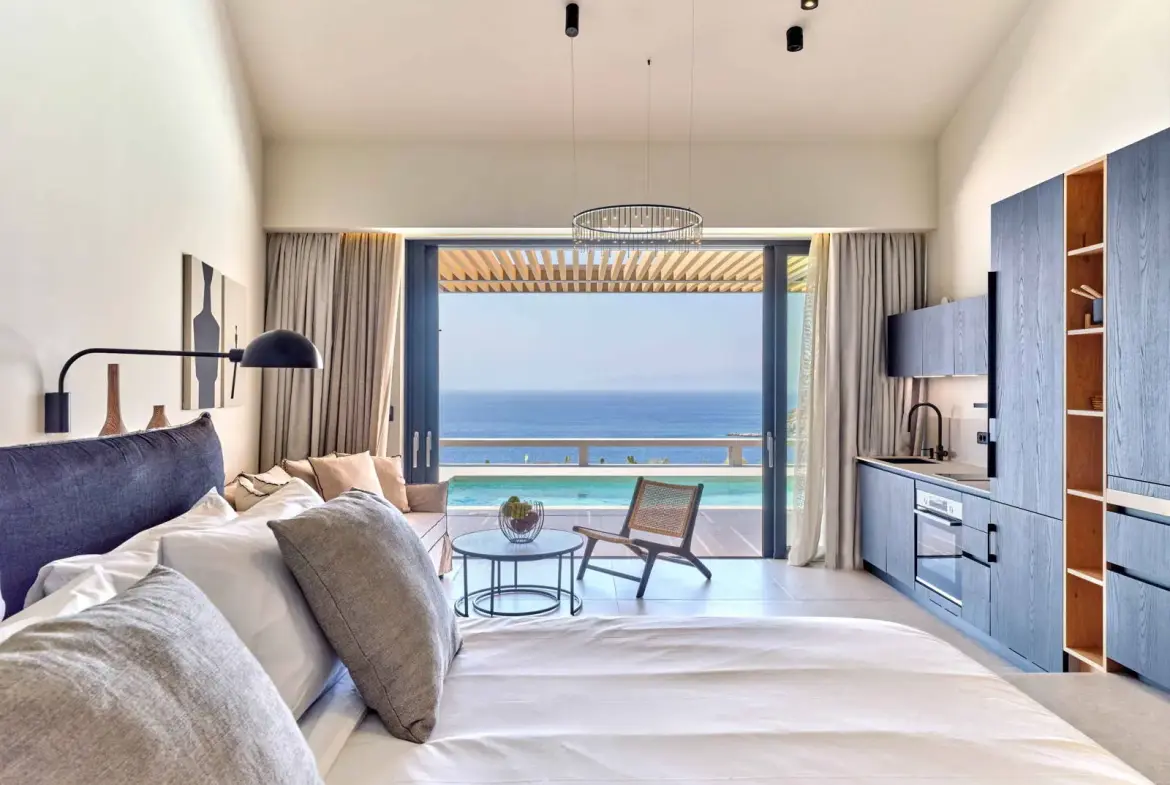 Big Blue Estate – An architectural masterpiece in Andros