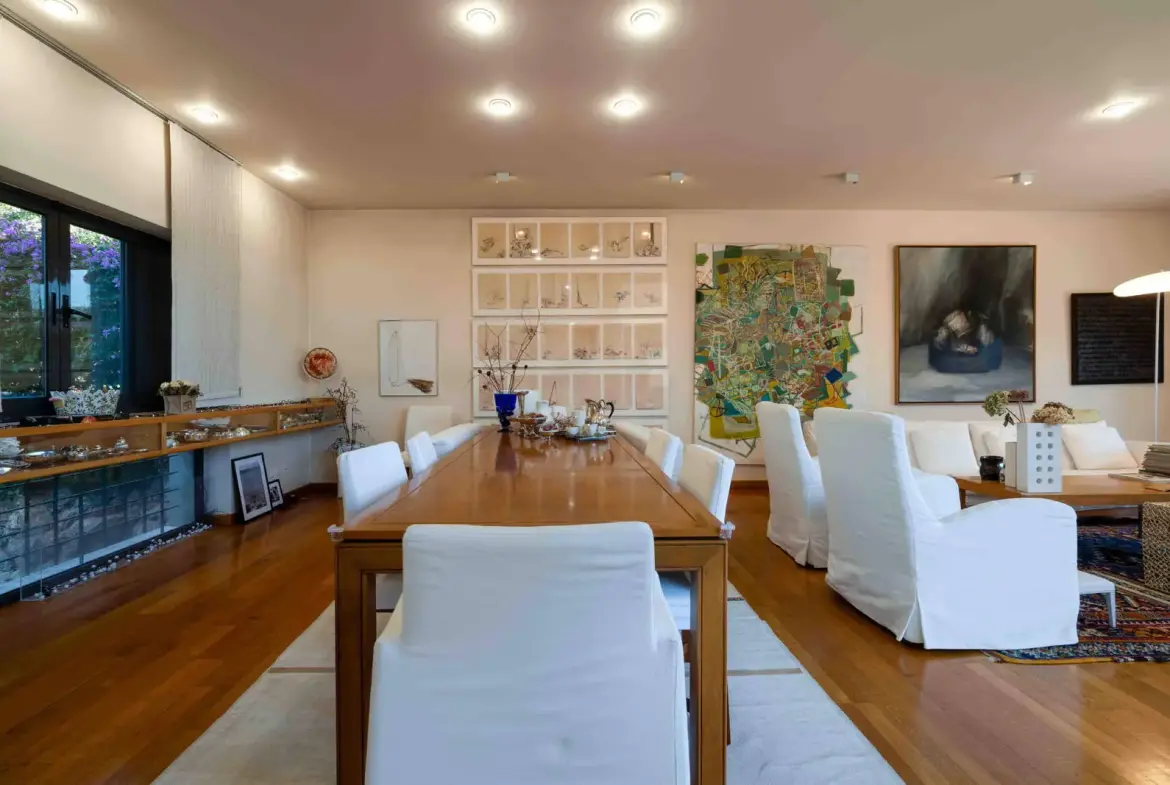 High aesthetic detached house with pool in Upper Voula
