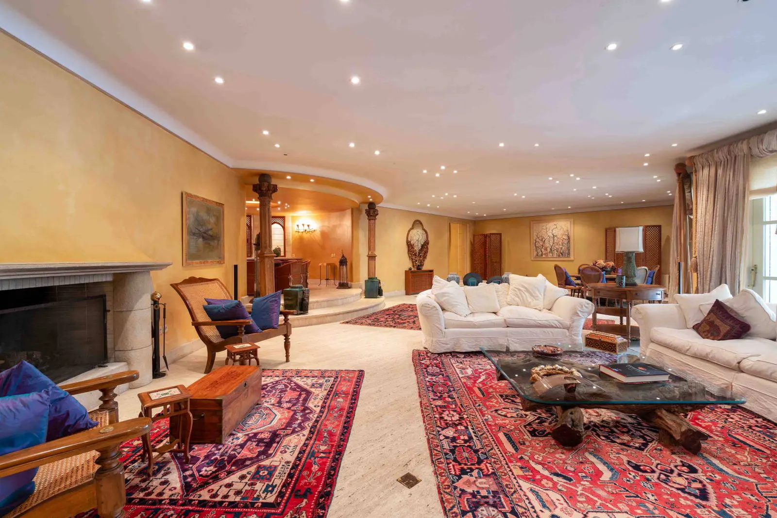 Elegant and timeless villa in Ekali