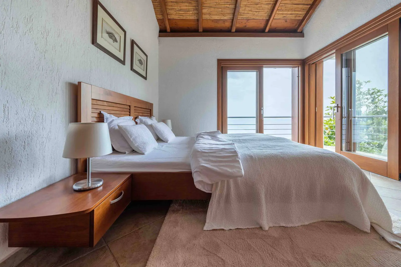 Seafront villa with spa and seafront maisonette with panoramic views in Pera Melana, Arcadia