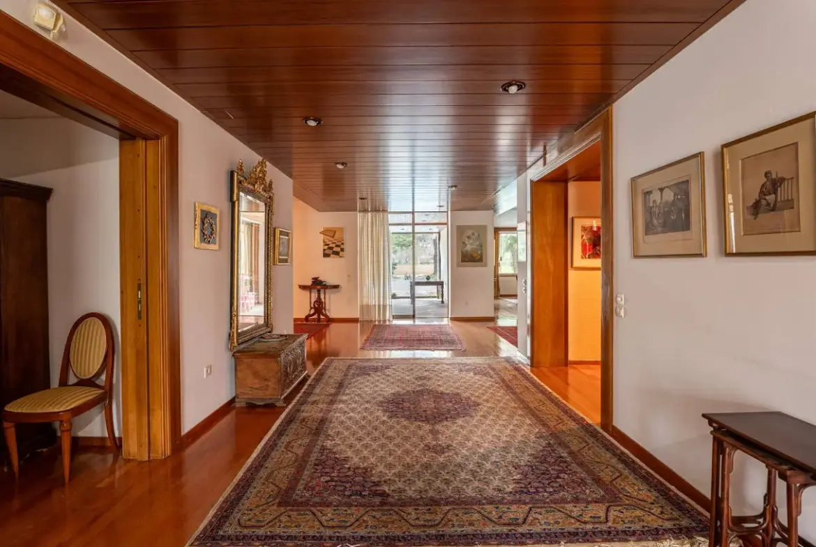 Remarkable mansion on a 5,093 sq.m. plot in Kefalari