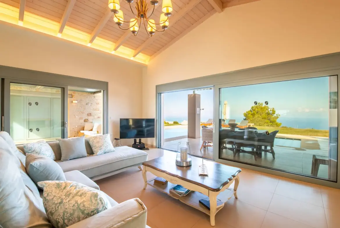 Horizon View Estate – Private Villa with pool in Lefkada