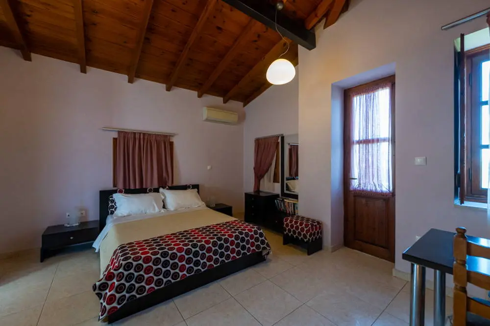 Traditional Stone Retreat in Kardamyli, Mani