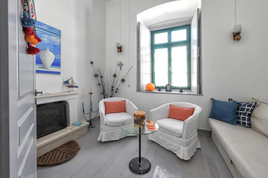 Traditional House in the Heart of Spetses