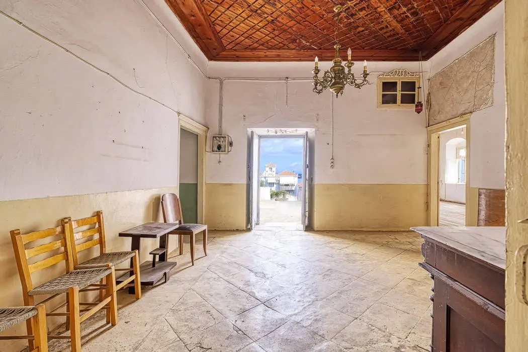 Historic mansion with approved development potential in Spetses