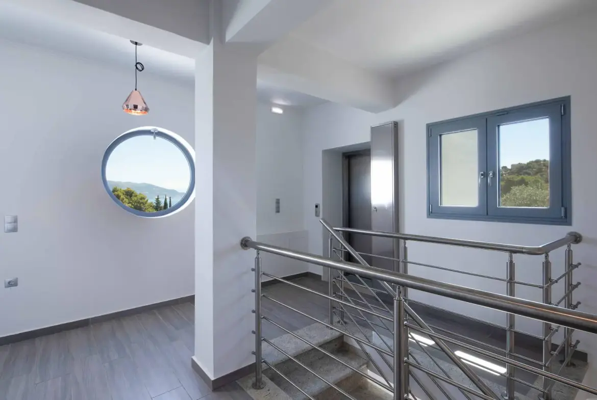 Exquisite mansion with luxurious amenities in Kommeno, Corfu
