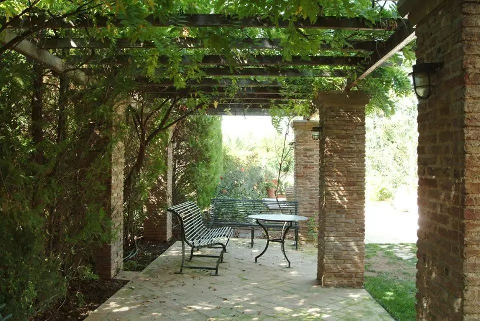 Stylish mansion comprising two residences & a large swimming pool in Nea Erythraia