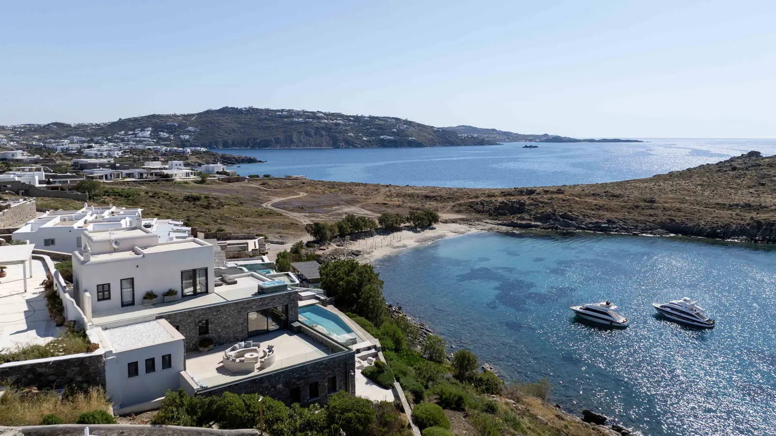 bh-1c3e23b51e96 Exclusive waterfront 6-Bedroom villa in a private gated community in Mykonos