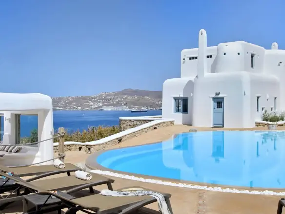 Luxury Estate with Panoramic Views of Mykonos Town