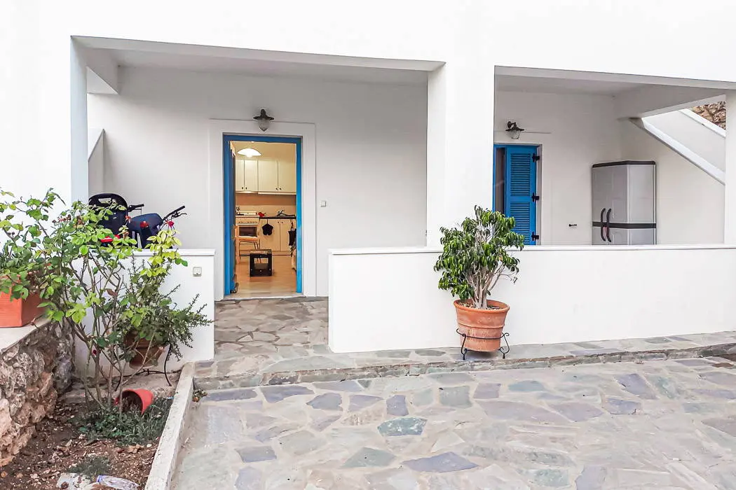Private estate with two residences in the heart of Spetses