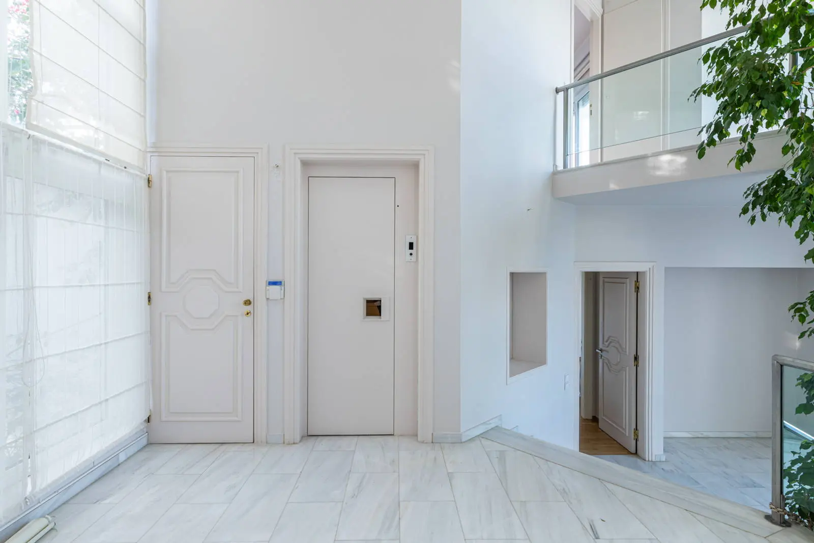 bh-1fad90945ec5 Detached house of 645 sq.m. with unobstructed views