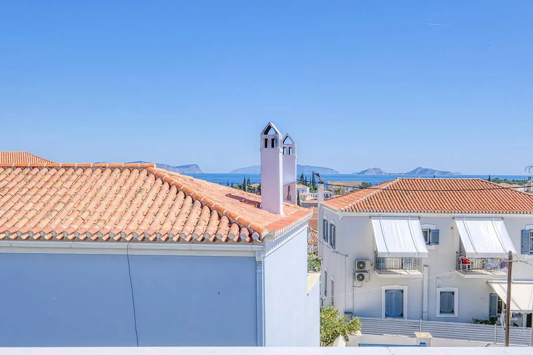 Private estate with two residences in the heart of Spetses