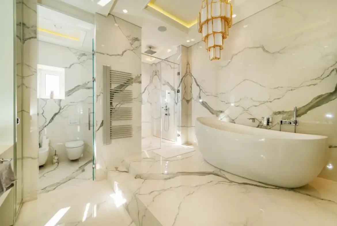 Penthouse in the Diplomatic Quarter with Panoramic Views