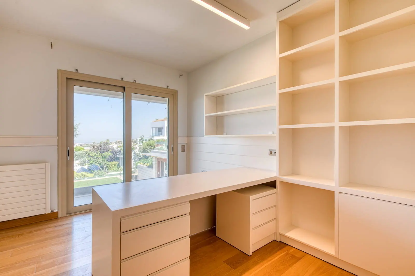 Luxurious detached house of 700 sq.m. of high aesthetics