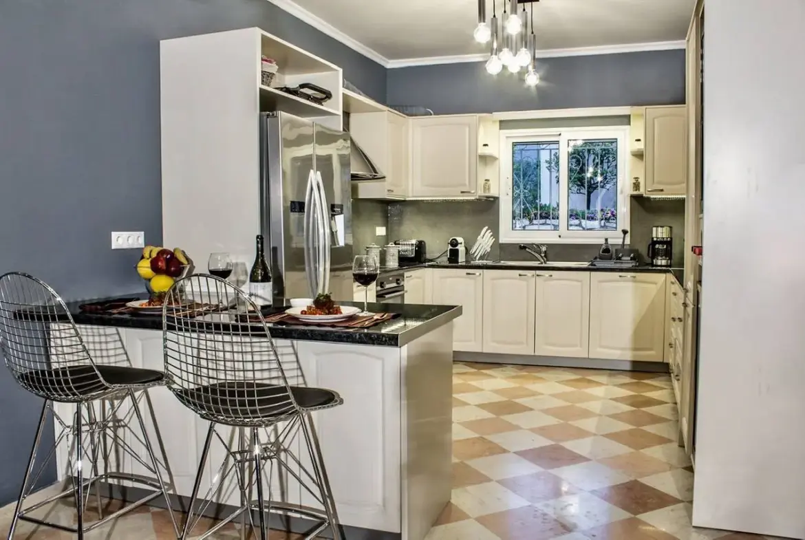 Luxury 3-villa estate with sea views & pool in Kassiopi, North Corfu