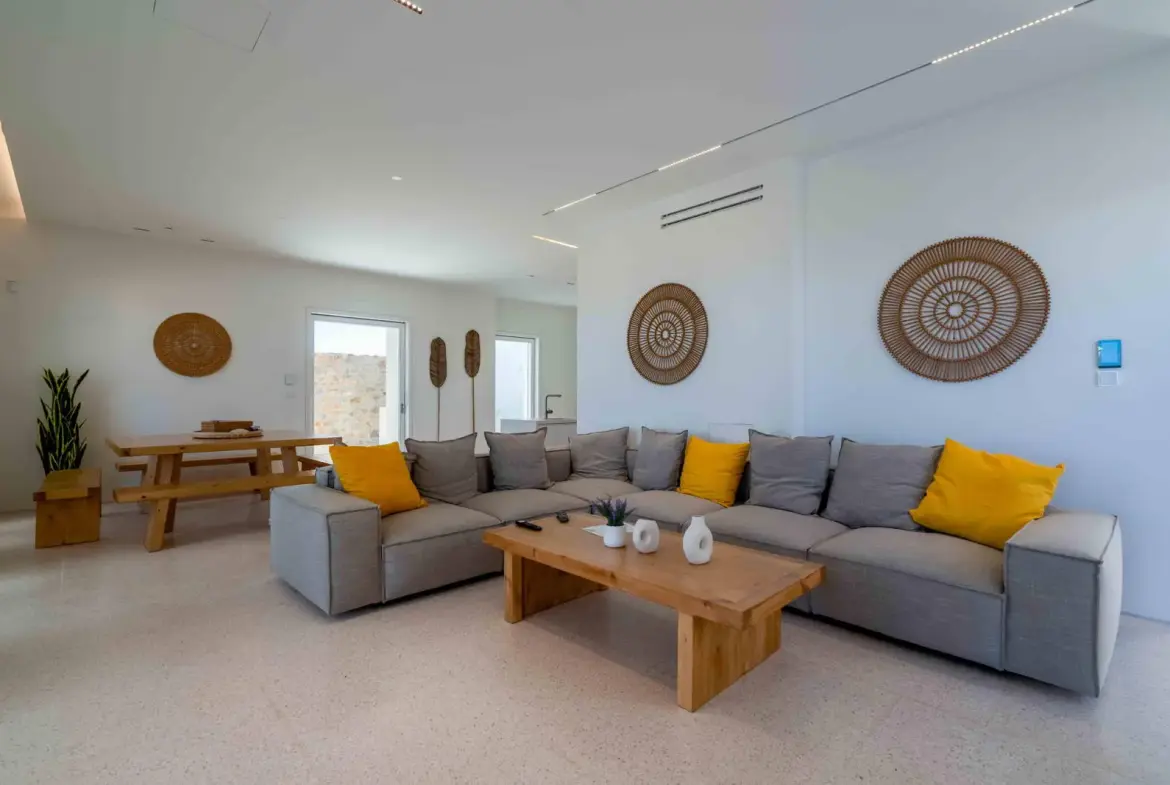 Luxurious New Seaside Villa in Agioi Anargyroi, Naoussa Paros