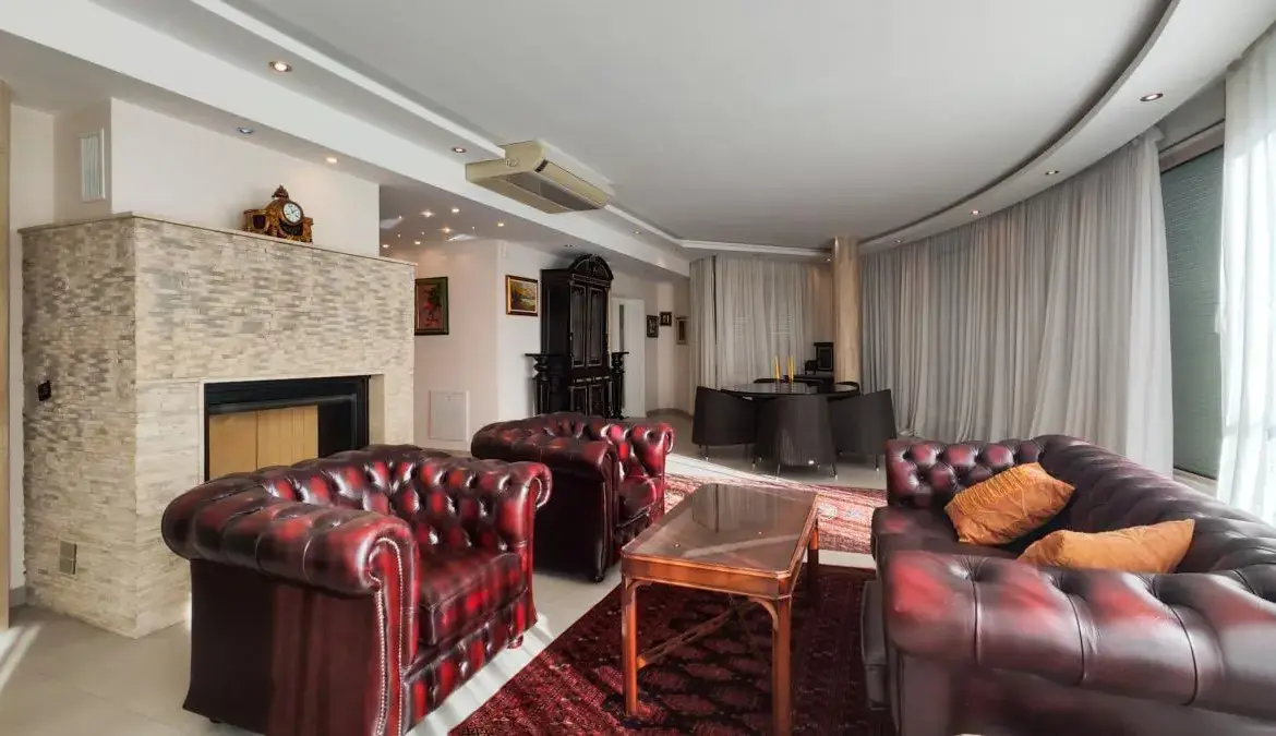 Elegant villa in Dedinje