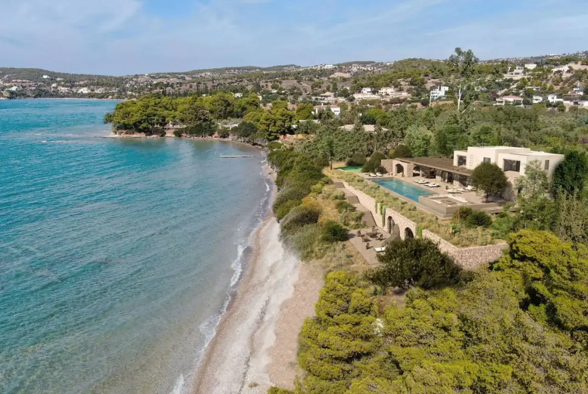 Villa Kyma – 723 sq.m. beachfront estate with private beach in Porto Heli
